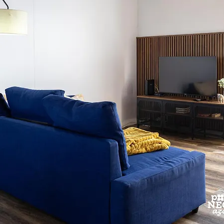 The Biscuit House By Pontanegraazores *