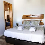 The Biscuit House By Pontanegraazores Holiday home Praia da Vitoria