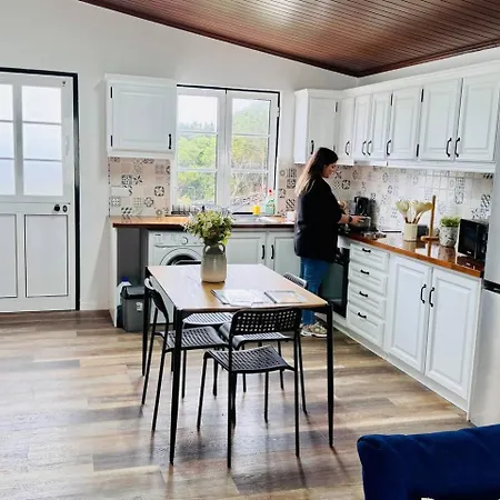 The Biscuit House By Pontanegraazores Dom wakacyjny