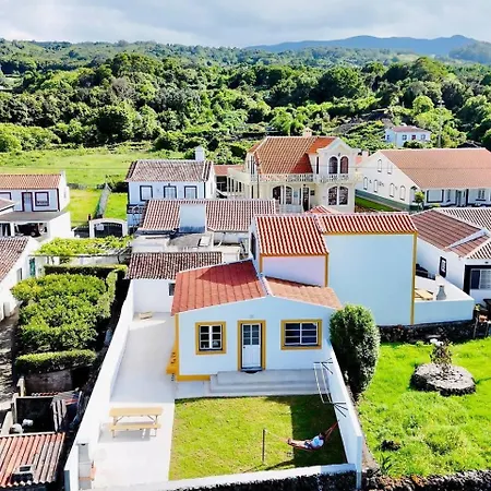 The Biscuit House By Pontanegraazores * Praia da Vitória