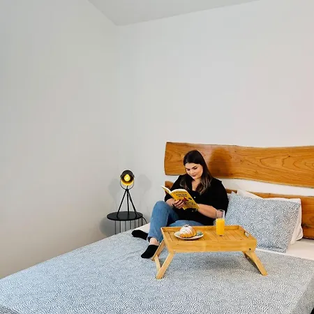 The Biscuit House By Pontanegraazores