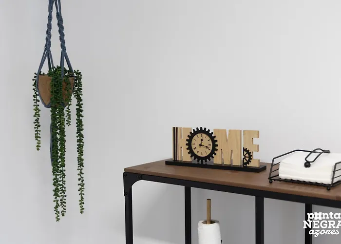 The Biscuit House By Pontanegraazores 普拉亚达维多利亚